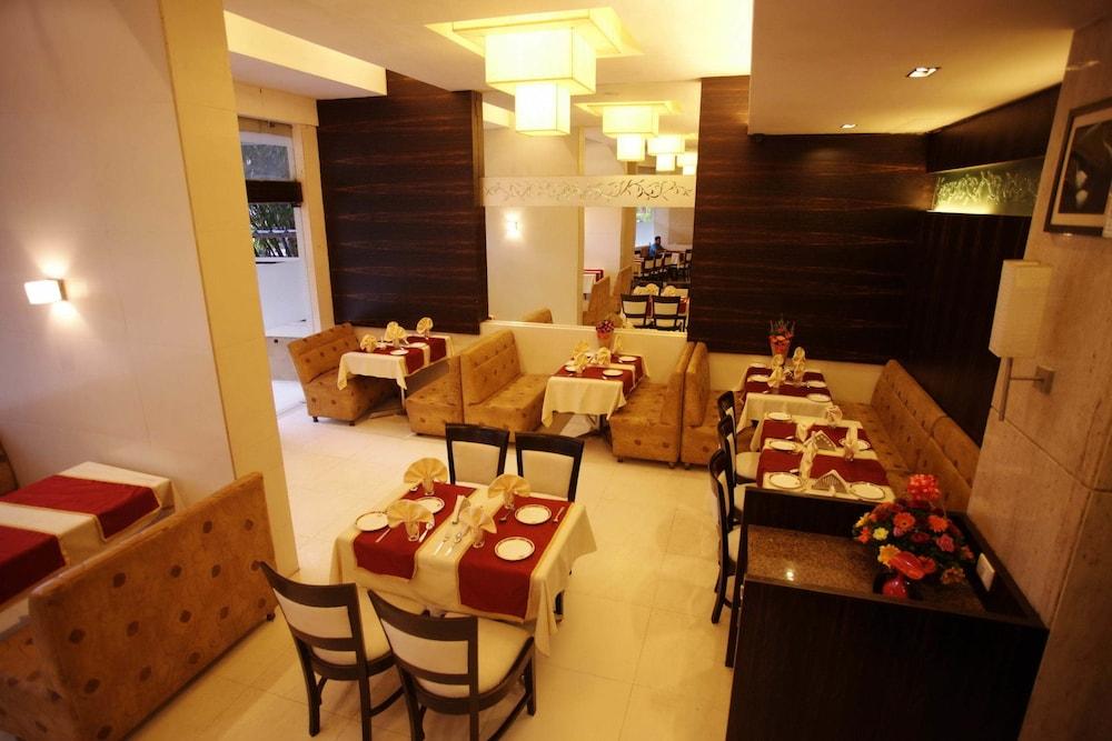 The Caliph Hotel, Mumbai Near Powai Lake Exterior foto